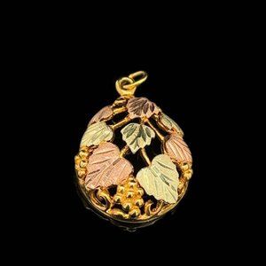 Black Hills Gold Pendant - image 1